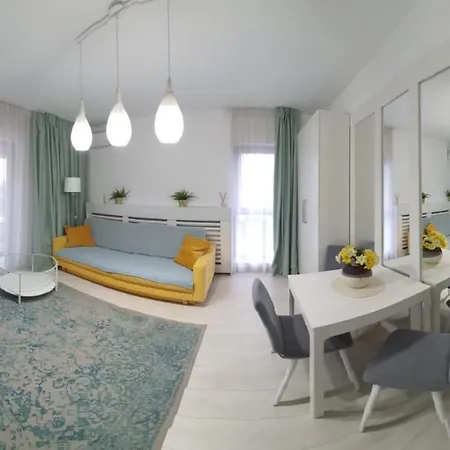Plaza Boutique Apartment